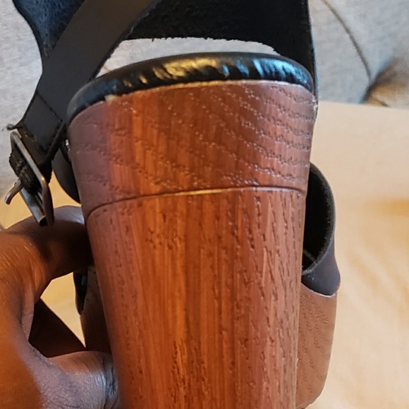 Designer Shoes - Picture 6 of 7